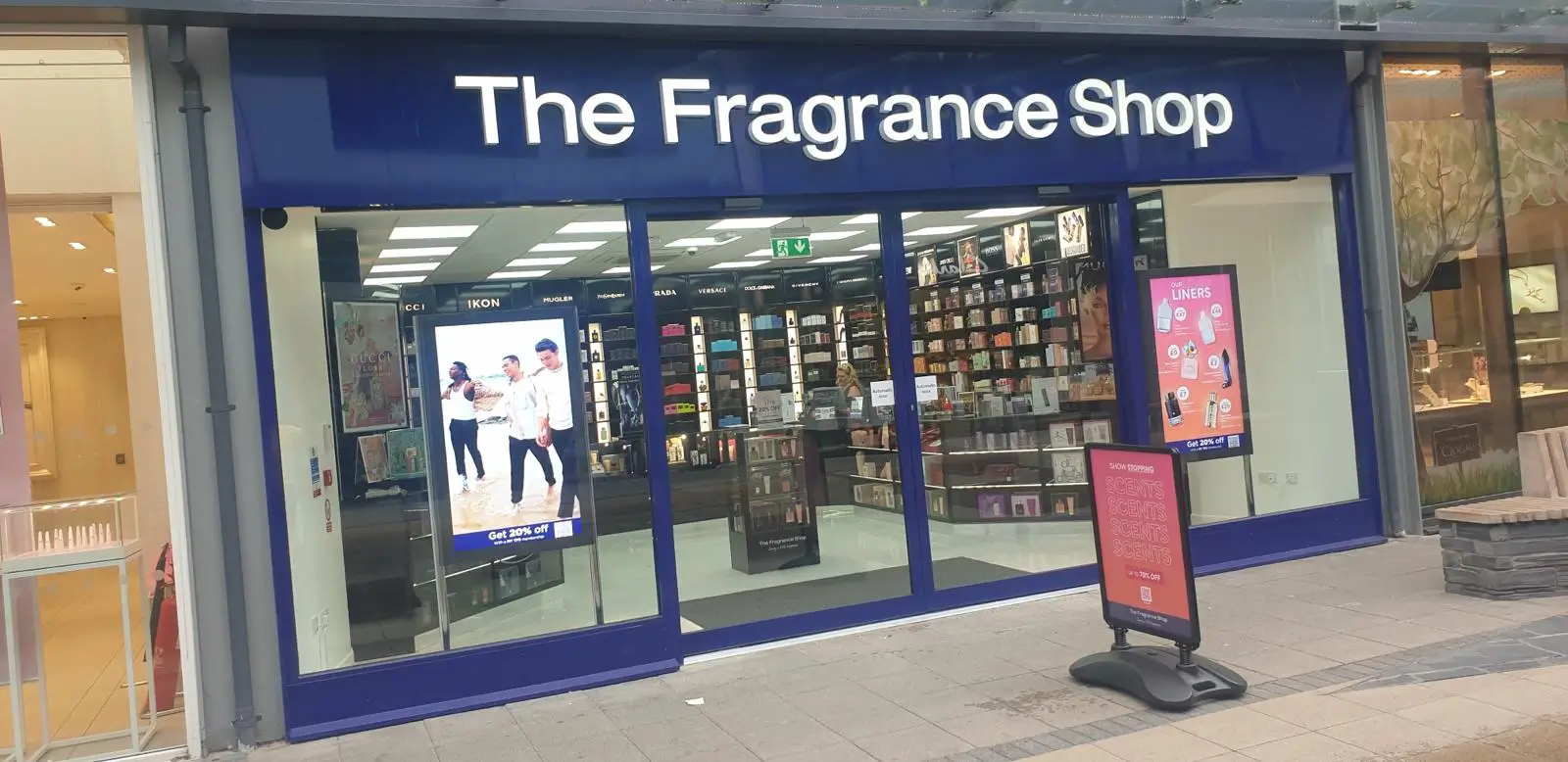 aluminium shop front near me