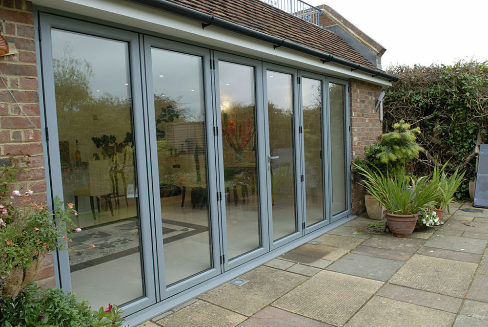 aluminium-bi-fold-doors-2